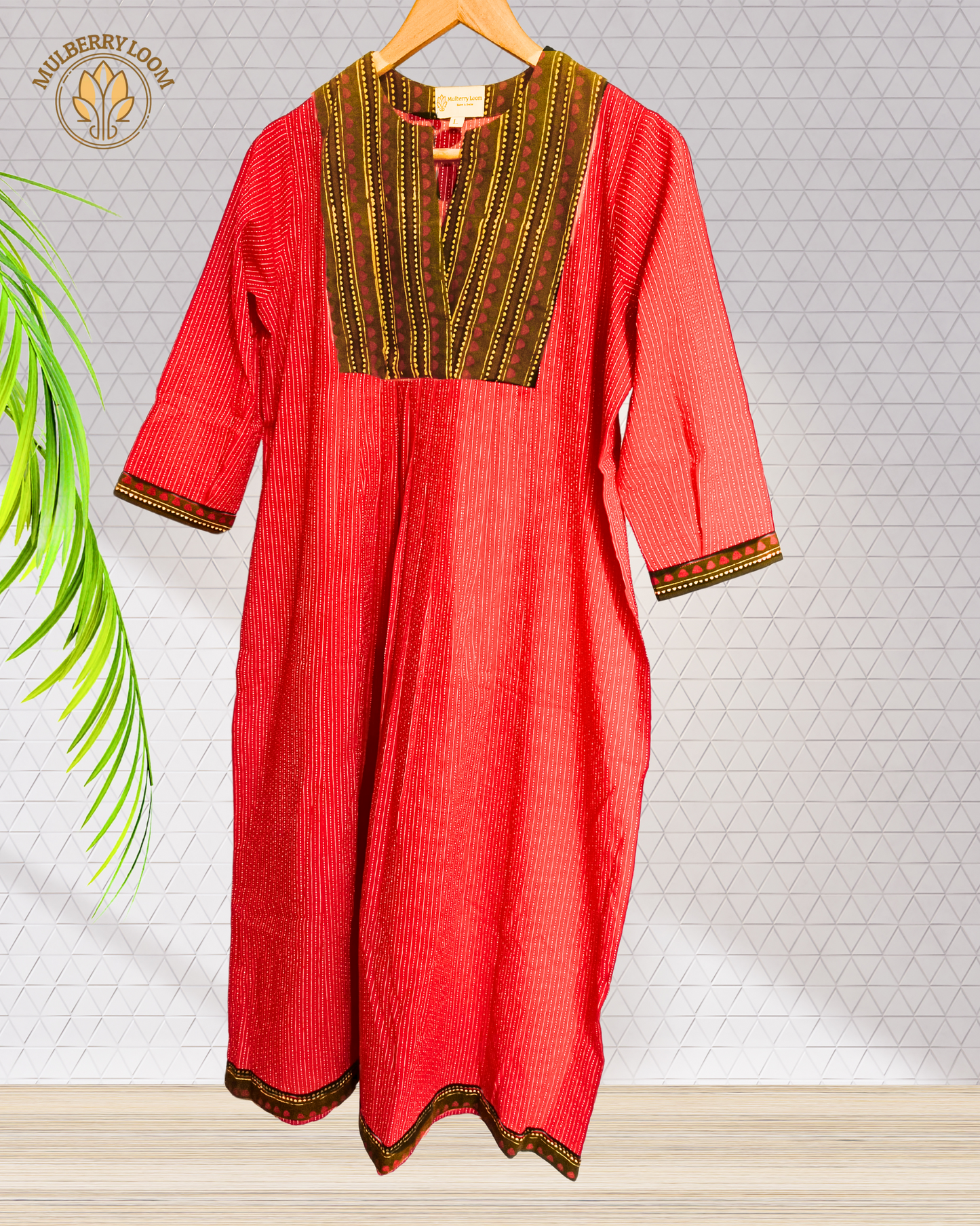 Exquisite Red and Dark Green Hand Block Print Patch Kurta