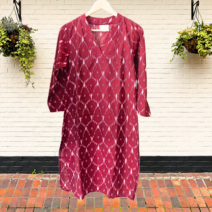 Maroon Ikkat V-neck Kurta