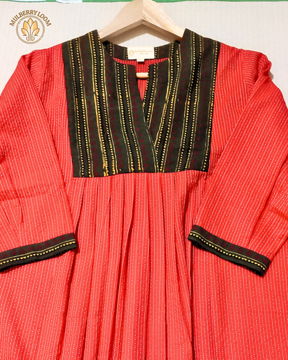 Exquisite Red and Dark Green Hand Block Print Patch Kurta