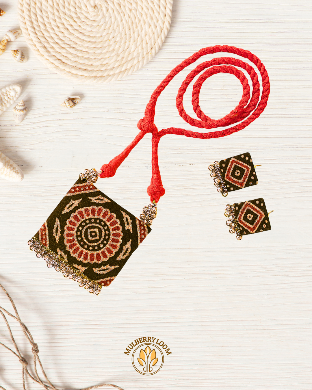 Nira Black and Red Handcrafted Jewelery Set